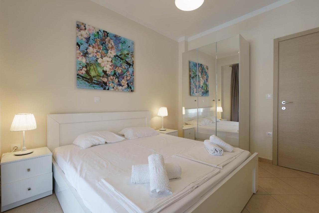Maisonette Allegro 奥马斯帕纳吉亚斯 外观 照片