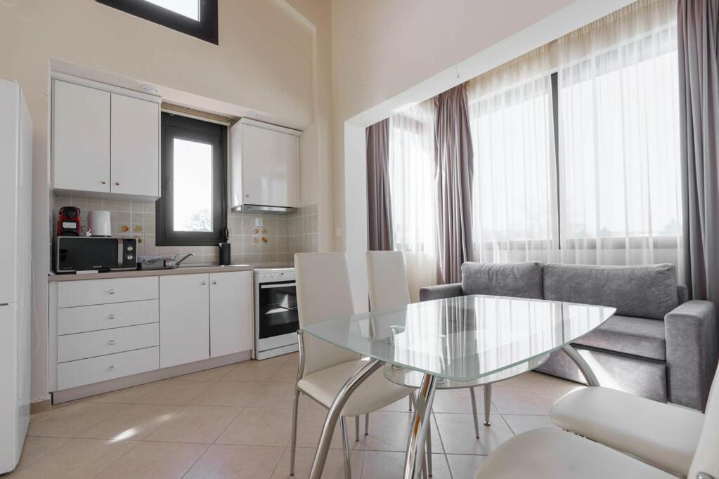 Maisonette Allegro 奥马斯帕纳吉亚斯 外观 照片